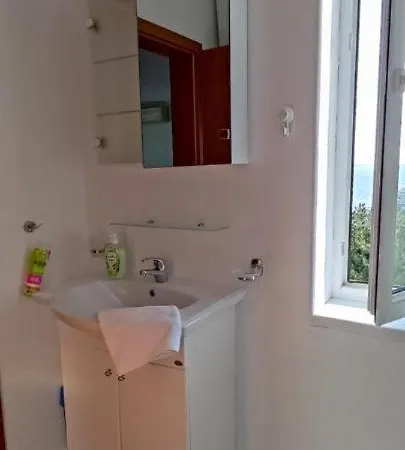 Imperial Sea View アパート *