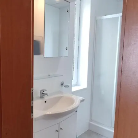 Imperial Sea View アパート