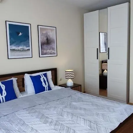 アパート Sea View - Beachfront Apartment, 10 Pools & Free Parking *