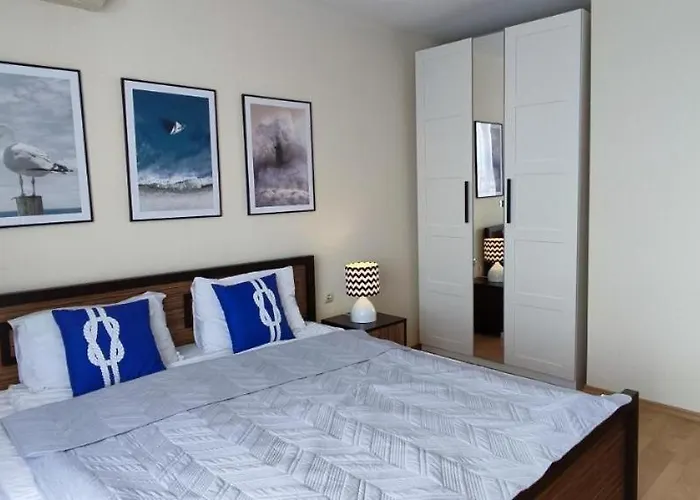 Апартамент Imperial Sea View *